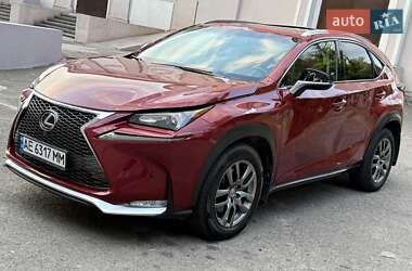 Позашляховик / Кросовер Lexus NX 2016 в 