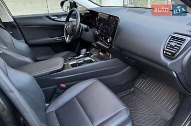 Внедорожник / Кроссовер Lexus NX 2022 в 