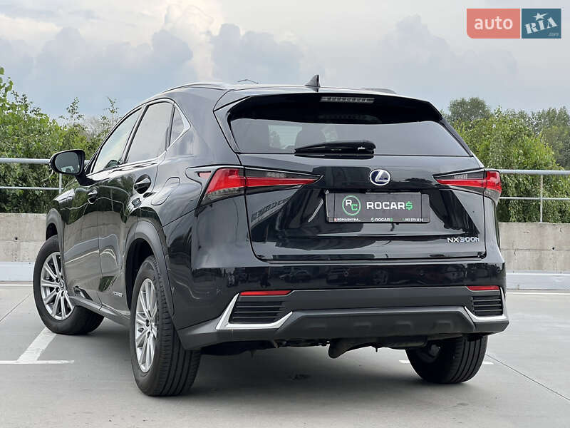 Внедорожник / Кроссовер Lexus NX 2018 в Киеве