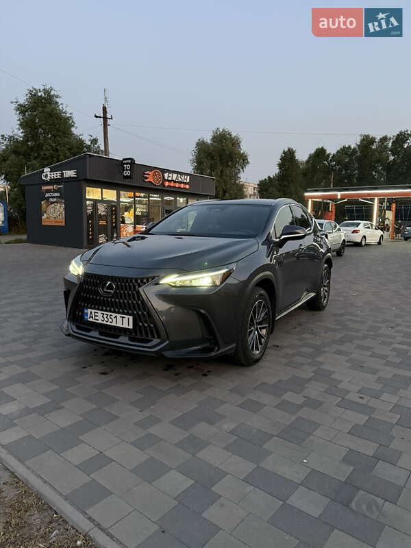 Внедорожник / Кроссовер Lexus NX 2022 в Павлограде