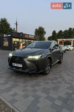 Внедорожник / Кроссовер Lexus NX 2022 в 