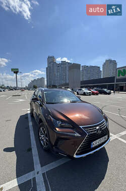 Внедорожник / Кроссовер Lexus NX 2020 в 