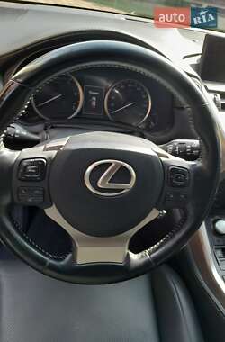 Внедорожник / Кроссовер Lexus NX 2016 в 