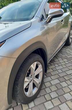 Внедорожник / Кроссовер Lexus NX 2016 в 