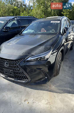 Lexus NX 2025