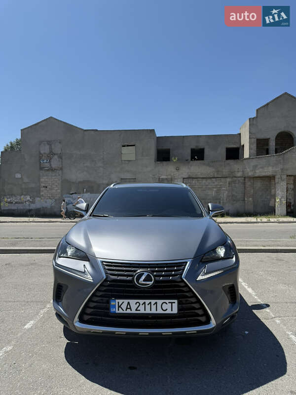 Lexus NX 2018