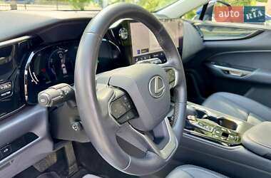 Позашляховик / Кросовер Lexus NX 2022 в 