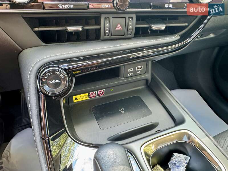 Внедорожник / Кроссовер Lexus NX 2022 в Киеве