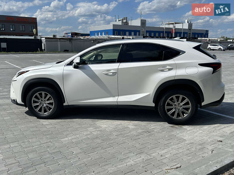 Внедорожник / Кроссовер Lexus NX 2017 в Киеве