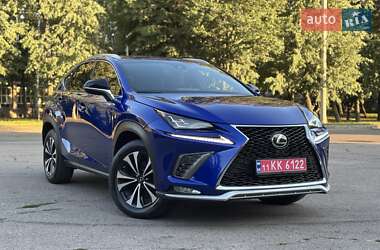 Lexus NX 2019