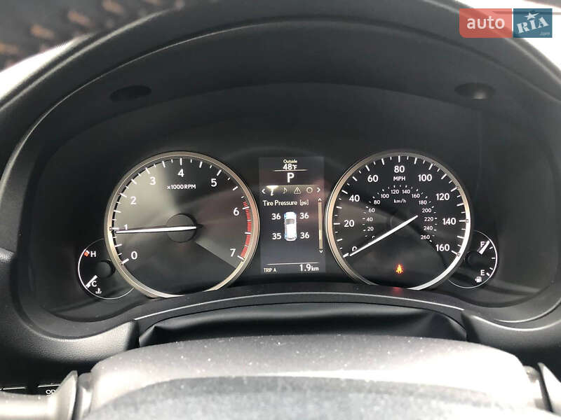 Внедорожник / Кроссовер Lexus NX 2015 в Киеве