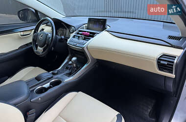 Внедорожник / Кроссовер Lexus NX 2016 в 