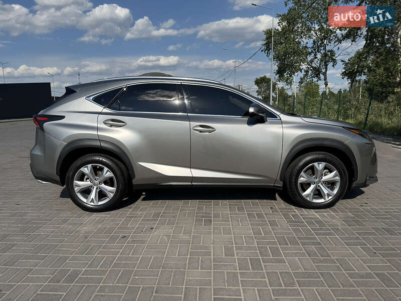 Внедорожник / Кроссовер Lexus NX 2017 в Днепре
