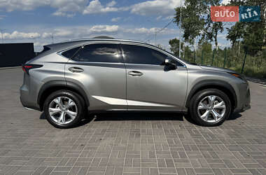 Внедорожник / Кроссовер Lexus NX 2017 в 