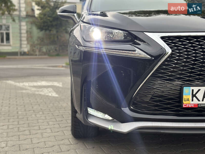 Внедорожник / Кроссовер Lexus NX 2017 в Киеве
