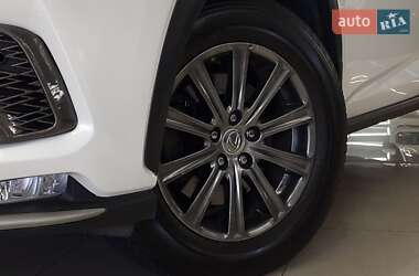 Внедорожник / Кроссовер Lexus NX 2015 в 