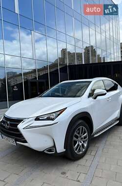 Внедорожник / Кроссовер Lexus NX 2015 в Киеве