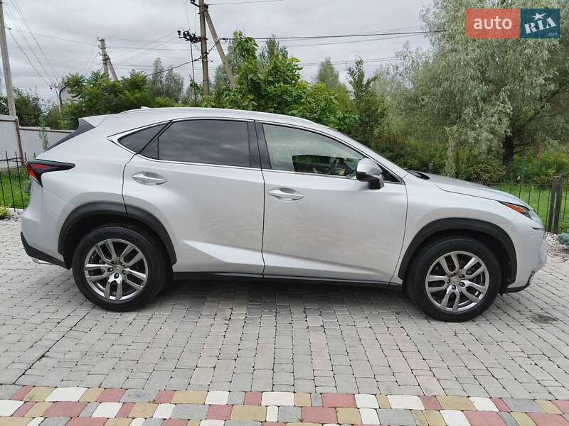 Внедорожник / Кроссовер Lexus NX 2015 в Обухове