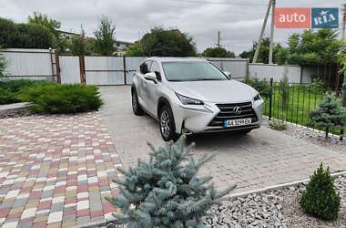 Позашляховик / Кросовер Lexus NX 2015 в Обухові
