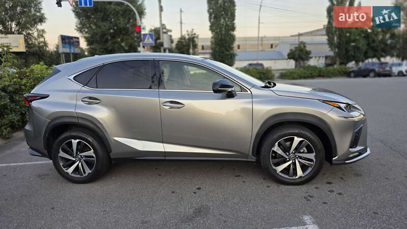 Внедорожник / Кроссовер Lexus NX 2018 в Киеве