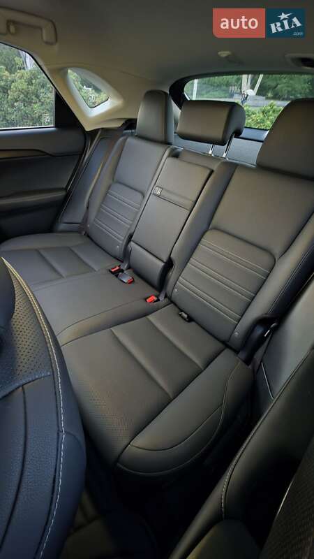 Внедорожник / Кроссовер Lexus NX 2018 в Киеве