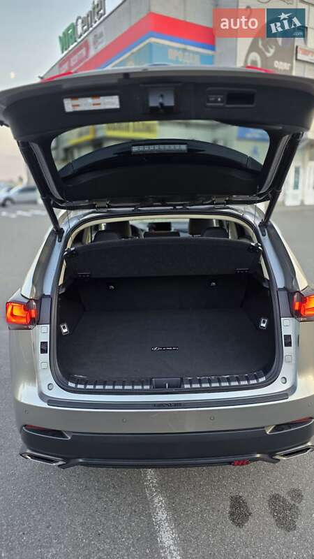 Внедорожник / Кроссовер Lexus NX 2018 в Киеве