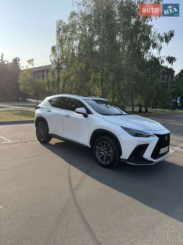 Внедорожник / Кроссовер Lexus NX 2024 в Кривом Роге