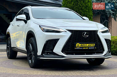 Lexus NX 2023
