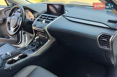 Внедорожник / Кроссовер Lexus NX 2021 в 