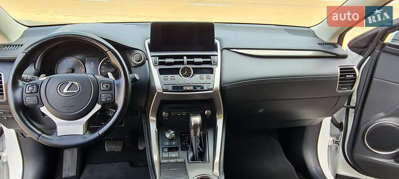Внедорожник / Кроссовер Lexus NX 2021 в Черкассах