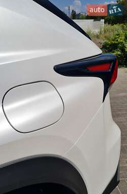 Внедорожник / Кроссовер Lexus NX 2021 в 