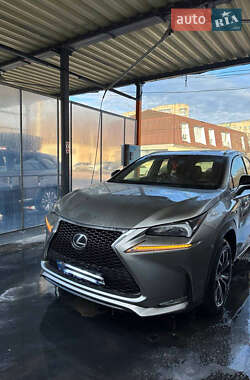 Позашляховик / Кросовер Lexus NX 2015 в Золотоноші