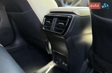 Внедорожник / Кроссовер Lexus NX 2022 в 