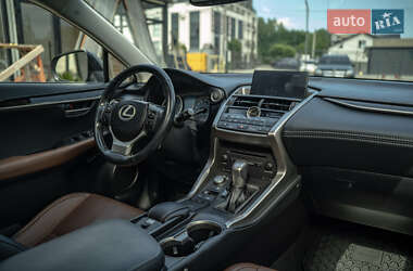 Внедорожник / Кроссовер Lexus NX 2015 в 