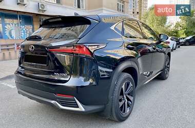 Внедорожник / Кроссовер Lexus NX 2020 в 