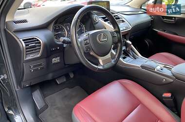 Внедорожник / Кроссовер Lexus NX 2020 в 