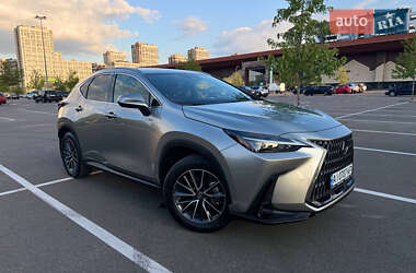 Внедорожник / Кроссовер Lexus NX 2022 в 