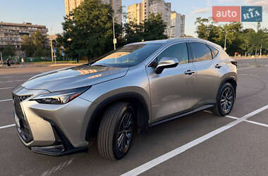 Внедорожник / Кроссовер Lexus NX 2022 в 
