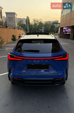 Внедорожник / Кроссовер Lexus NX 2022 в 