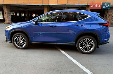 Внедорожник / Кроссовер Lexus NX 2022 в 