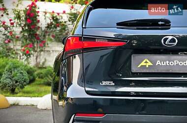 Внедорожник / Кроссовер Lexus NX 2019 в 