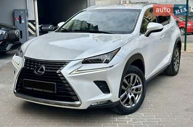 Внедорожник / Кроссовер Lexus NX 2018 в 
