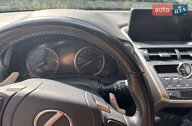 Внедорожник / Кроссовер Lexus NX 2020 в 