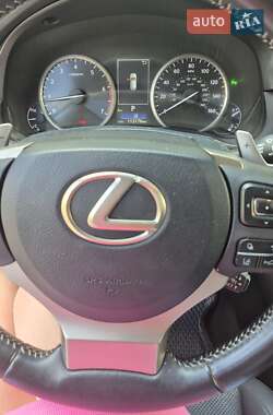 Внедорожник / Кроссовер Lexus NX 2018 в 