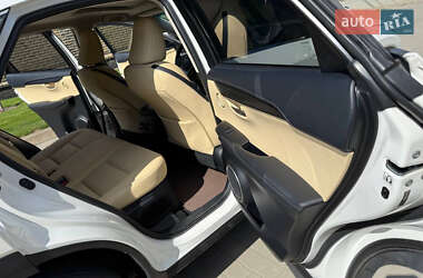 Внедорожник / Кроссовер Lexus NX 2015 в 