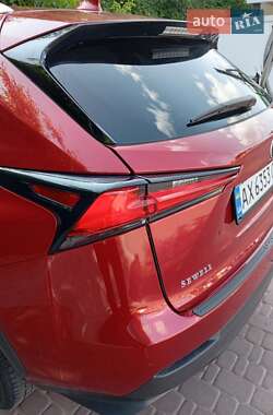 Внедорожник / Кроссовер Lexus NX 2019 в 