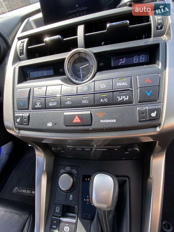 Внедорожник / Кроссовер Lexus NX 2015 в Киеве
