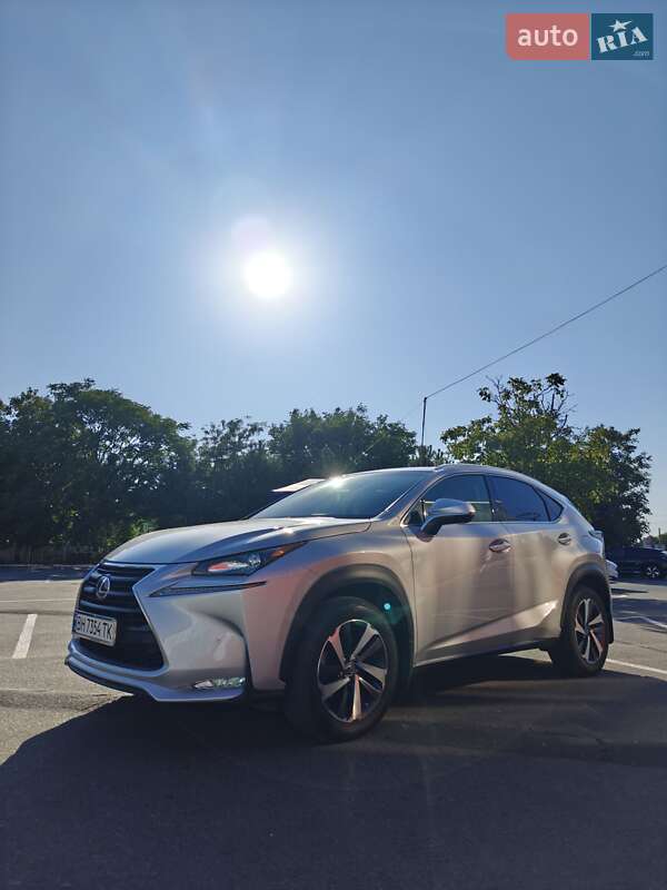 Lexus NX 2015
