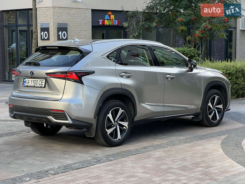 Внедорожник / Кроссовер Lexus NX 2020 в Киеве