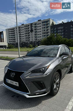 Внедорожник / Кроссовер Lexus NX 2018 в 